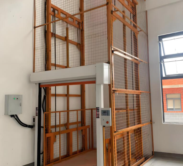 临江升降货梯是特种设备码